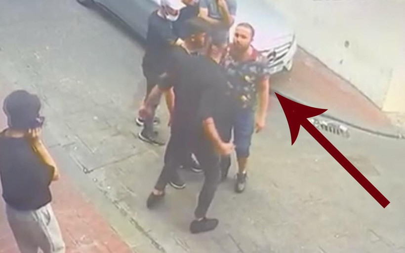 Kafatası beynine saplandı! Taksim'de özür dilemek istedi tek yumruk komalık etti - Resim: 1