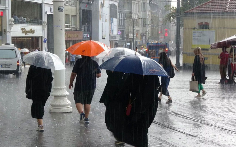 Meteoroloji'den sağanak yağış uyarısı! Yarın pastırma sıcakları başlıyor - Resim: 1