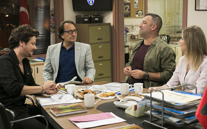 6'sını hüsrana uğrattı! Reytingde zirve bakın kimin: Aziz İyilik Yalnız Kurt Arka Sokaklar Kasaba Doktoru Kaderimin Oyunu - Resim: 1