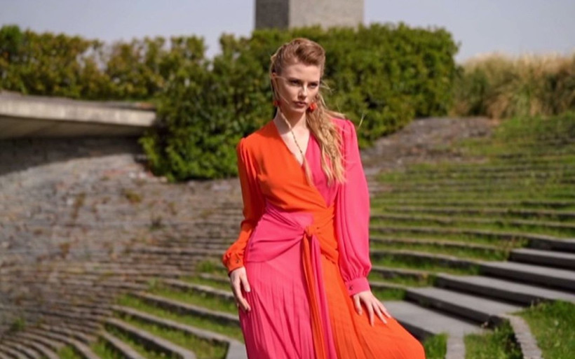 Camide moda çekimi skandalı! Sancaklar Camii'nde yapılana tepki yağıyor - Resim: 3