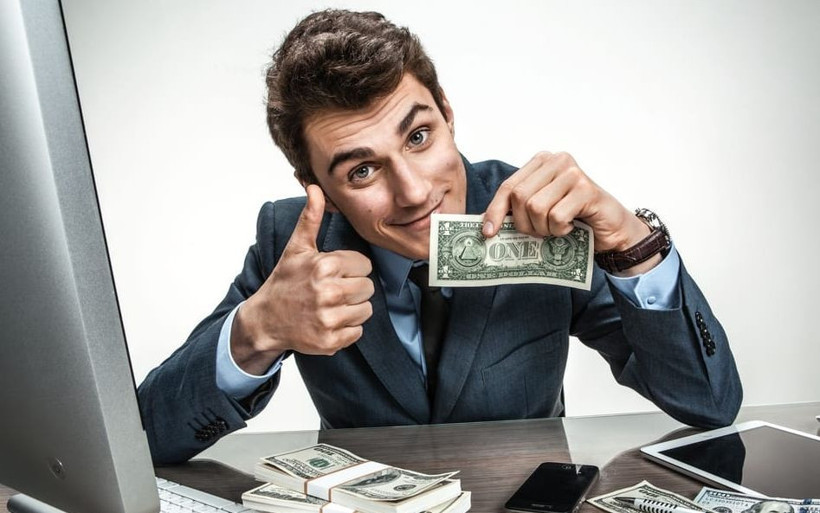 Sadece oturarak veya yatarak para kazanıyor! İşte kolay yoldan para kazandıran meslekler - Resim: 2