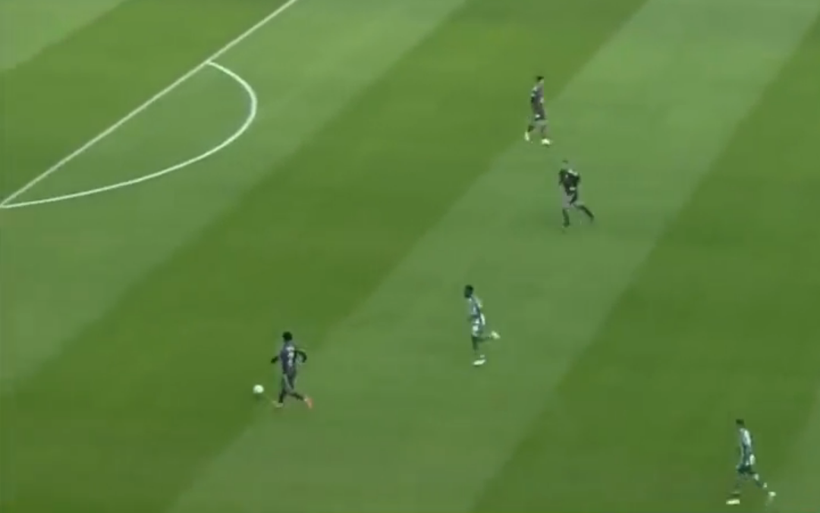 Mert Günok'tan inanılmaz hata! Konyaspor maçta topa hiç dokunmadan gol attı - Resim: 2