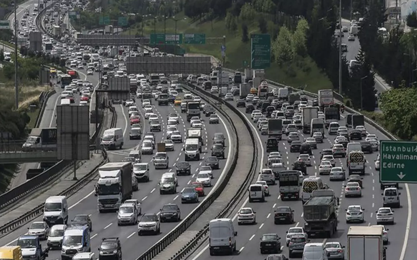 Hükümet kolları sıvadı! Trafik cezalarına yüzde 200 zam yolda - Resim: 1