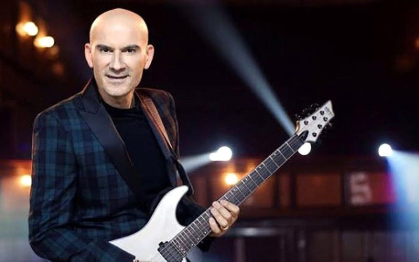 Şarkıcı Altay'dan sahne öncesi çok özel ritüelleri... - Resim: 1