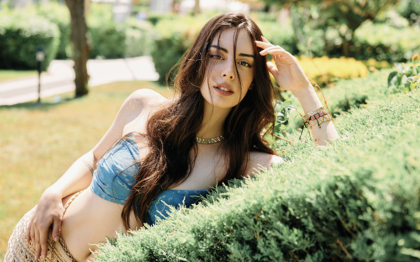 Kızılcık Şerbeti'nin Çimen'iydi! Selin Türkmen'den bikinili kareler.. - Resim: 3