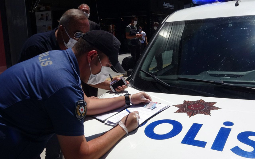 Van'da maske takmayan vatandaşın ilginç savunması 'Yok artık' dedirtti - Resim: 5