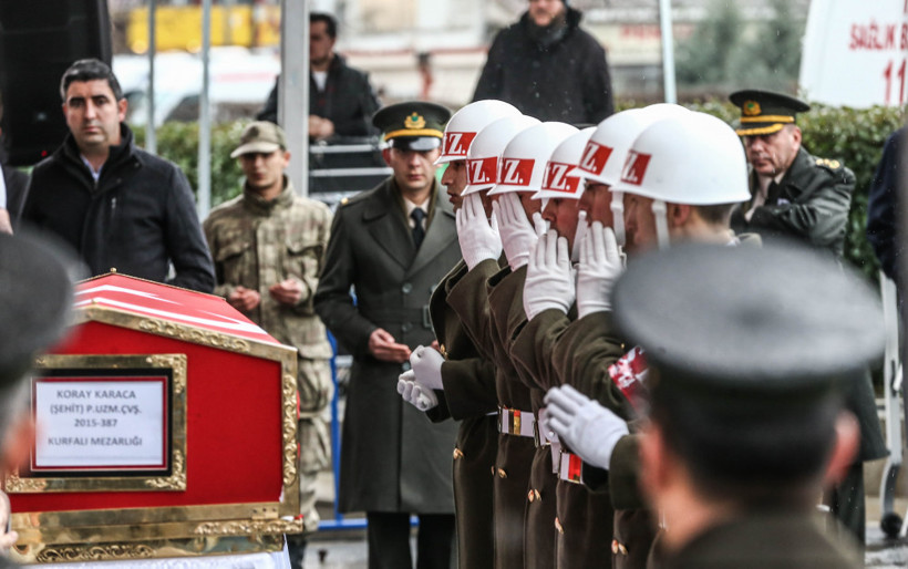 Afrin Şehitleri gözyaşları ile uğurlandı - Resim: 1