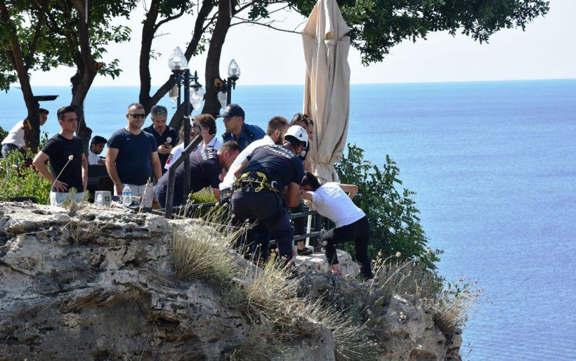 Antalya'da intihara kalkışan genç kadının çocuklarıyla ilgili söyledikleri yürek yaktı - Resim: 2