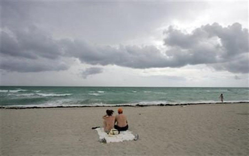 Koronavirüs önlemi: Miami'nin tüm plajları kapatılıyor - Resim: 1