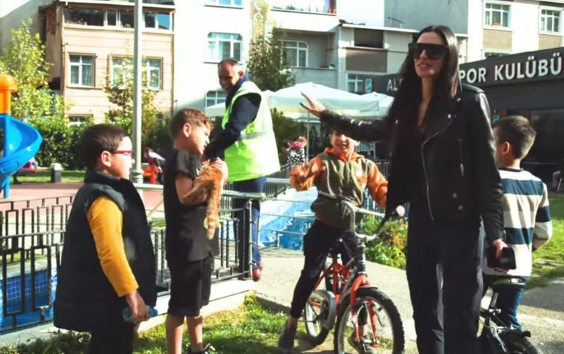 Arda Turan'ın semti Bayrampaşa'da Aslıhan Doğan'ı kimse tanımadı! - Resim: 4