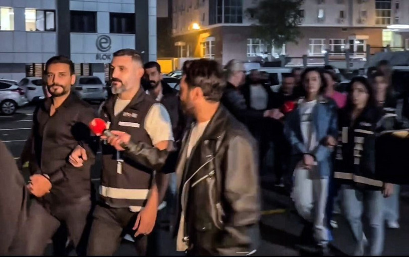 Evinden hiç para çıkmayan Dilan Polat'tan garip istek! 'Cildim çok önemli' deyip... - Resim: 2