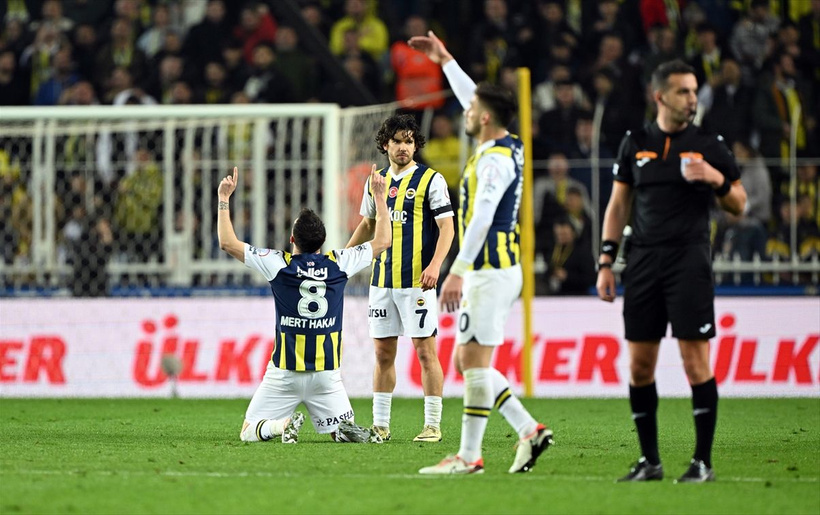 Mert Hakan Yandaş hakemi tehdit etti, Ahmet Çakar'dan olay sözler! "Normal hayatta..." - Resim: 3