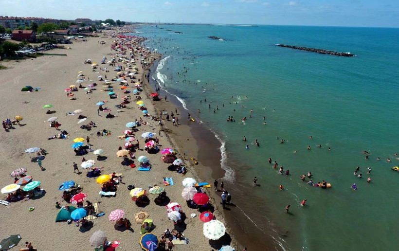 Sakaryalılar soluğu plajlarda aldı - Resim: 3
