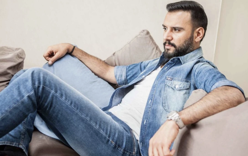 Şarkıcı Alişan ramazanın ilk gününde Umre'ye gitti... - Resim: 1