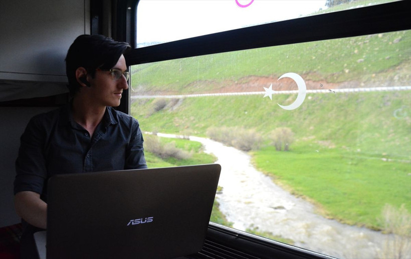 Doğu Ekspresi treni kış ayları başka yazın başka görsel şölen sunuyor - Resim: 4