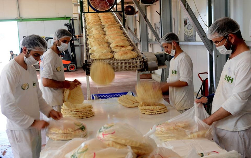 55 personelle 65 bin kişiyi doyuruyorlar - Resim: 2