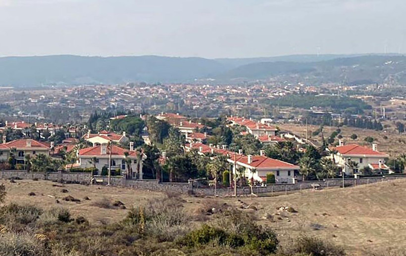 Şok iddia! ‘İzmir'in en büyük kumarı Urla'daki bu sitede oynatılıyor’ - Resim: 1