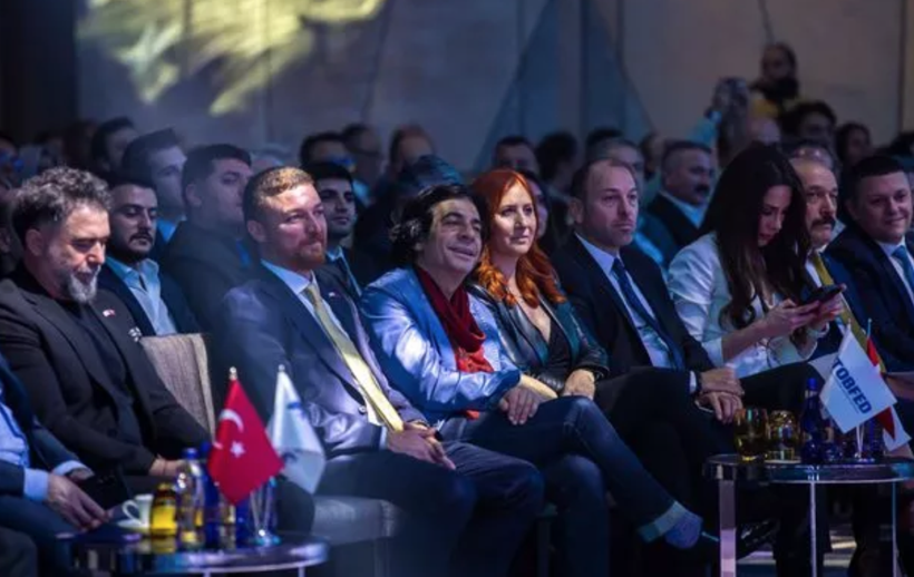 Araba kullanmayı bırakan Okan Bayülgen’den TOGG açıklaması! ‘’Tekrar zevk alacağım’’ - Resim: 1