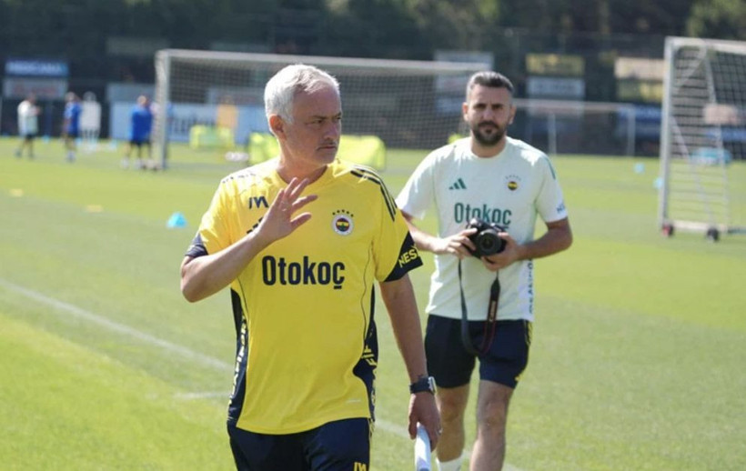 Fenerbahçe'de Jose Mourinho 2 ismi tamamen sildi! Takımdan gönderilecekler - Resim: 2