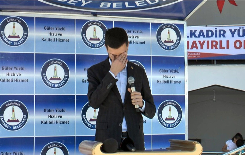 Ak Parti Gaziantep milletvekili Müslüm Yüksel'i hüngür hüngür ağlatan açılış - Resim: 1