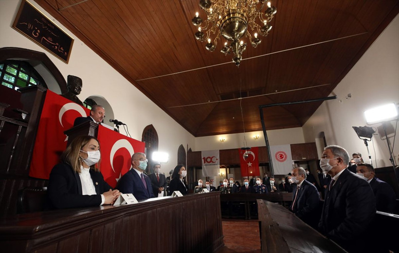 TBMM'nin açılışının 100. yıl dönümü kutlanıyor TBMM Anıtkabir ve 1. Meclis'te törenler... - Resim: 4