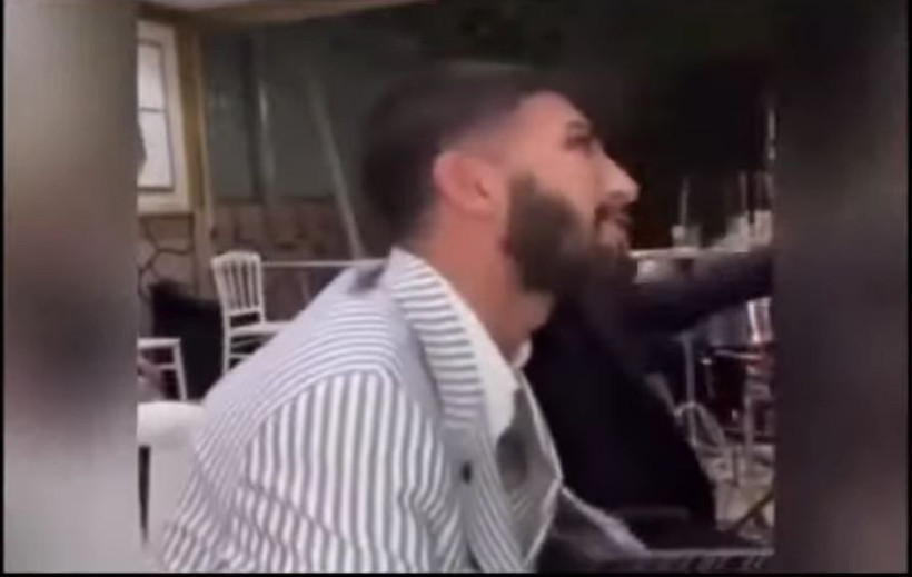 Gaziantep'te müzisyen Erdal Erdoğan'a 'istek parça' yüzünden tekme tokat saldırı - Resim: 2