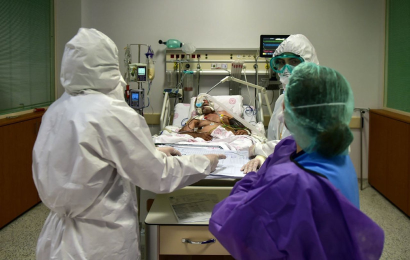 Koronavirüs yoğun bakımında duygulandıran görüntüler - Resim: 1