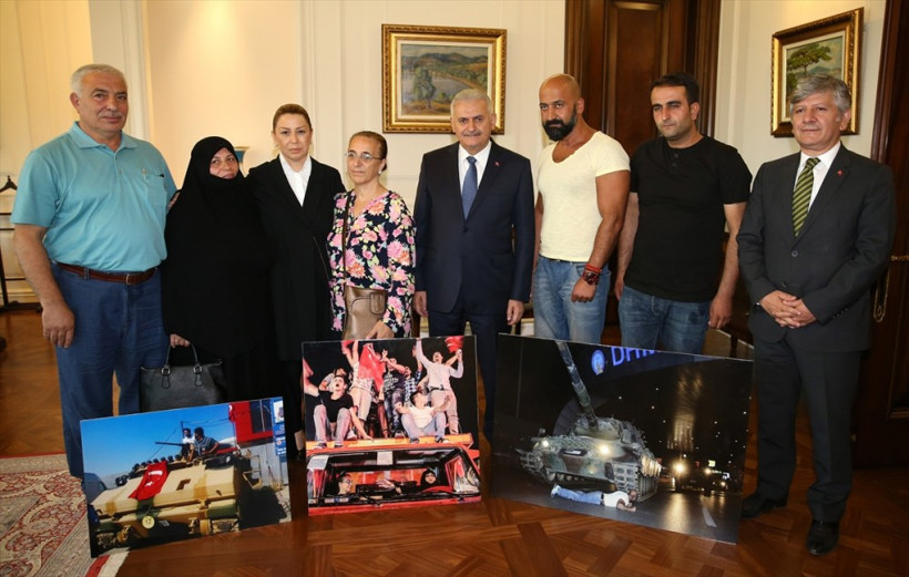 Darbeyi önleyen kahramanlardan Yıldırım'a ziyaret! - Resim: 2