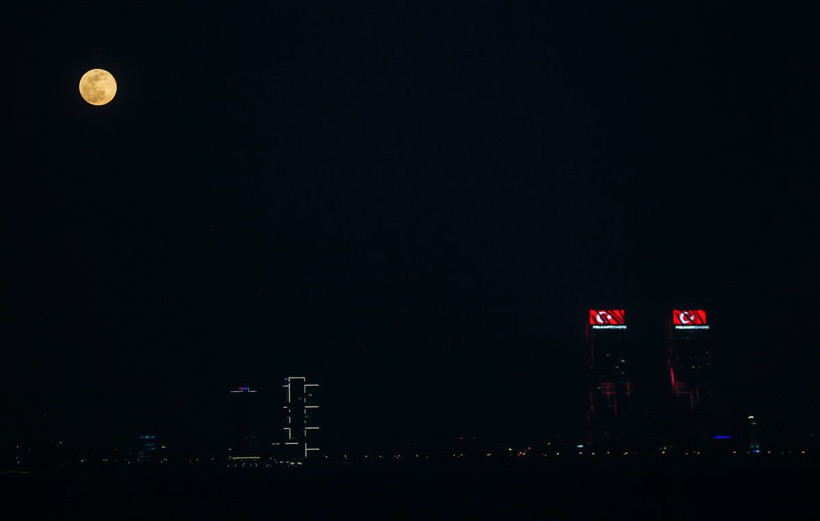 Süper Ay mest etti dolunayın burçlara etkileri şahane Hande Kazanova anlattı - Resim: 2