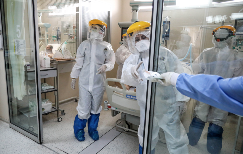 Kırmızı kodlu alanda koronavirüsle mücadele! Çarpıcı görüntüler - Resim: 1