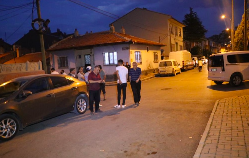 Gece yarısı çıkan gizemli ses sokağa döktü! Deprem sandılar gerçek başka çıktı - Resim: 3