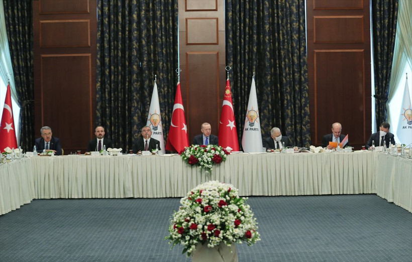 Cumhurbaşkanı Erdoğan AK Parti milletvekilleriyle kahvaltıda buluştu! Bakanlar da toplantıdaydı - Resim: 1