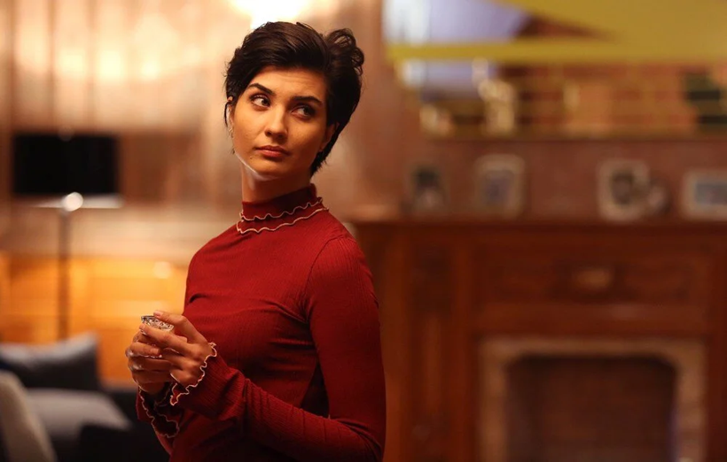 Ünlü olmadan önce müezzin olan ünlü bakın kim çıktı! İşte Tarkan Hadise Beren Saat'ın eski meslekleri... - Resim: 3