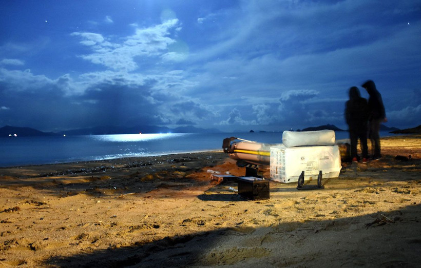 Mülteciler botları şişirip Yunanistan'a doğru yola çıktılar işte o anlar ilk kez görüntülendi - Resim: 1