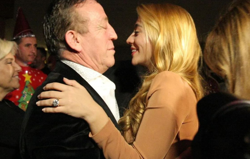 Ali Ağaoğlu dede oldu kesenin ağzını açtı Kızı Sena'ya ilk erkek torunu için villa hediyesi - Resim: 2