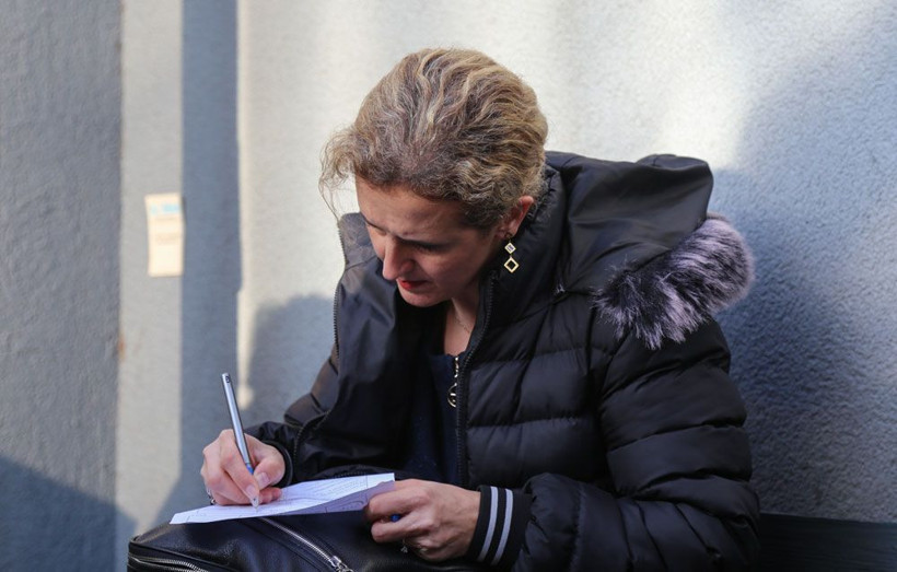 Milyonların EYT heyecanı! SGK binalarındaki son duruma bakın kuyruk aldı başını gitti - Resim: 4