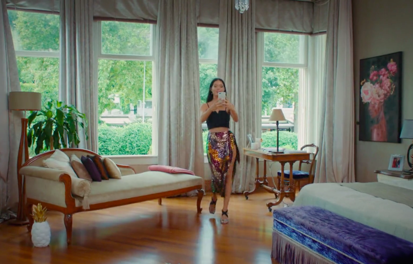 Yasak Elma RTÜK'ü dalgaya aldı resmen dekolte şov yaptı - Resim: 4