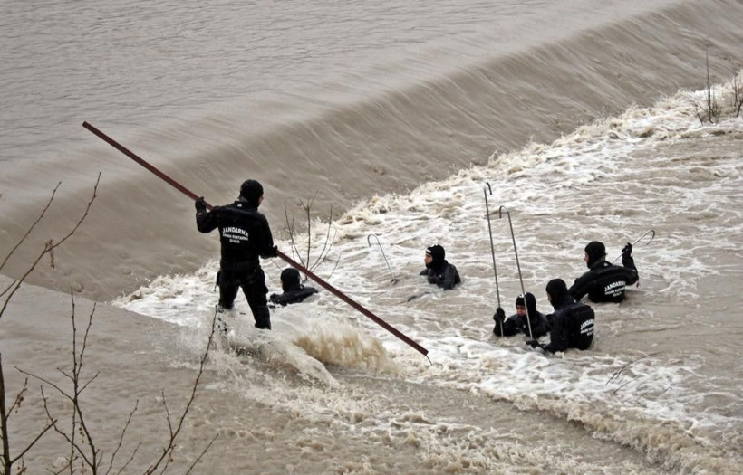 'Lütfen beğenmeyin, acım çok ağır' deyip paylaştı! Antalya'da acılı babanın sözleri yürek dağladı - Resim: 3