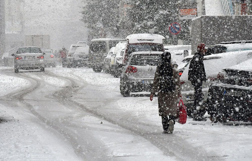 Kar fena bastırdı 3 şehir beyaza büründü! Meteoroloji çok kuvvetli kar yağışı için uyardı - Resim: 2