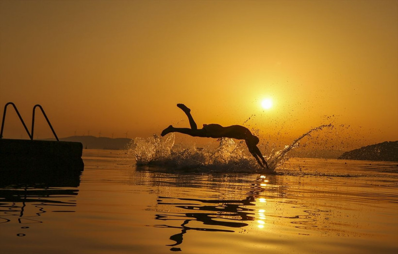 Yanıyoruz! Sıcaklık 45.8 dereceye çıktı! İstanbul ve İzmir böylesini görmemişti! İl il sıcaklık ölçümleri... - Resim: 2