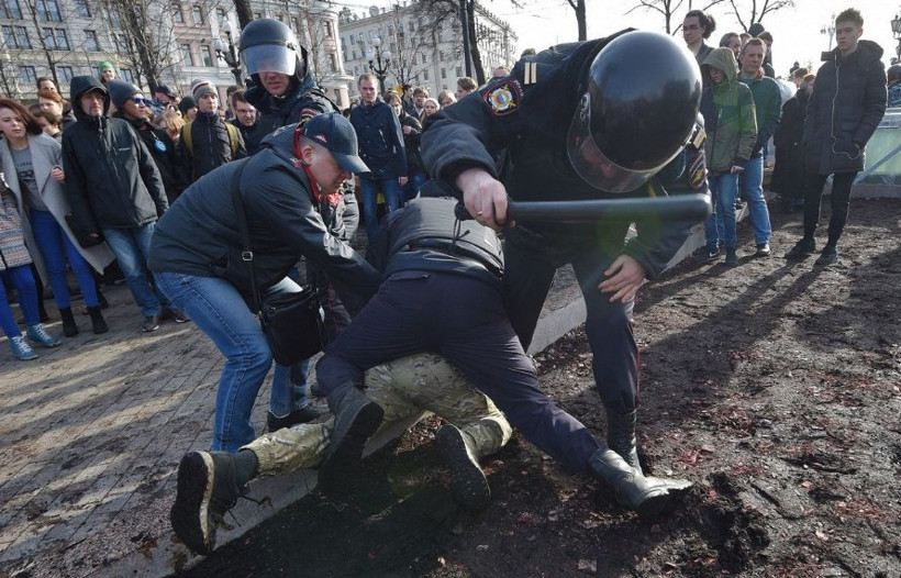 Çeçenistan eşcinsellere neler oluyor oğlunuzu teslim edin ya da... - Resim: 4