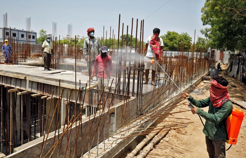 Hindistan'da dünyanın en büyük karantinası uzatıldı - Resim: 2