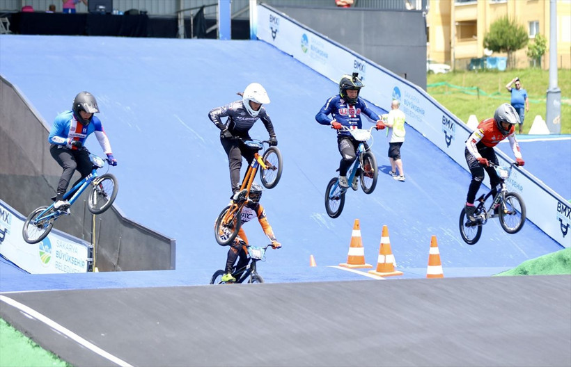 2023 BMX Avrupa Kupası'nın 10. etap yarışları Sakarya'da yapıldı - Resim: 3