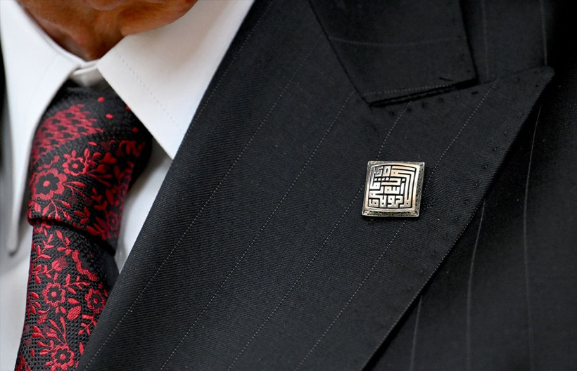 MHP lideri Devlet Bahçeli'nin yüzüğü ve rozeti dikkat çekti! - Resim: 2