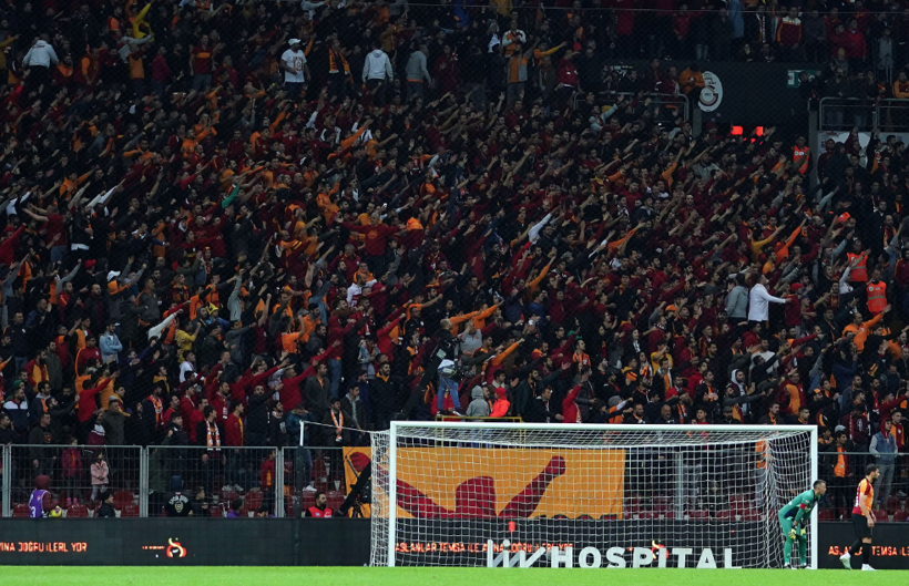 Rıdvan Dilmen'den Emre Mor'a sert eleştiri: Hiç gelişemedi - Resim: 3