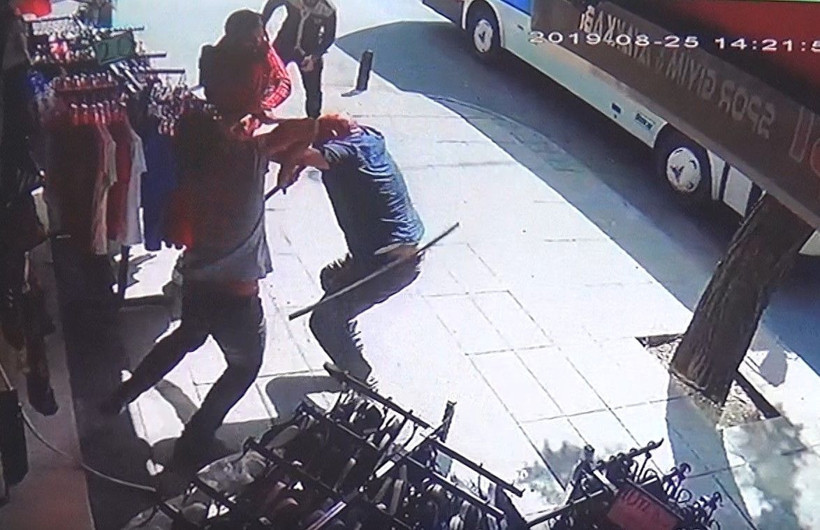 Gaziantep'te Suriyelilerin kılıç pala bıçaklı kavgası - Resim: 1