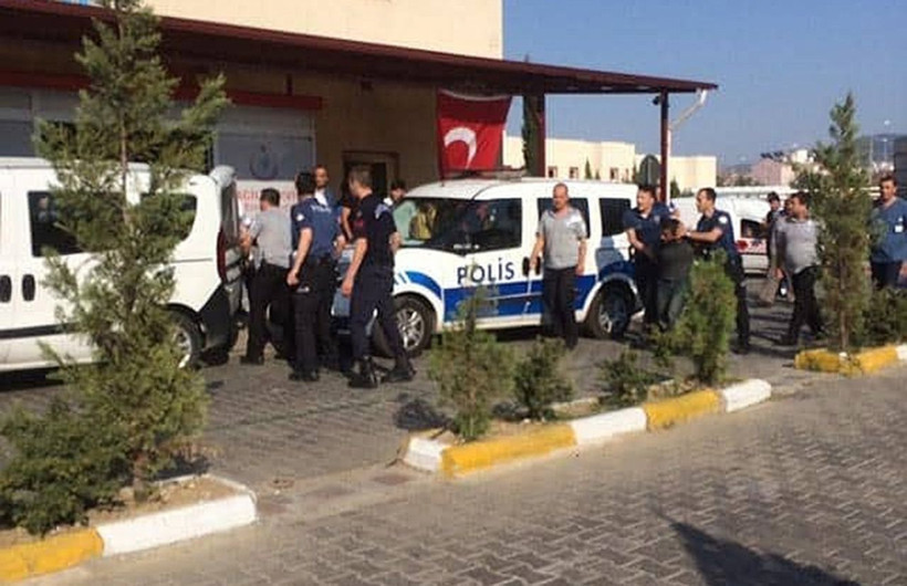 Manisa'da polisle çatışıp suçluyu hastaneden kaçırmak istediler - Resim: 3