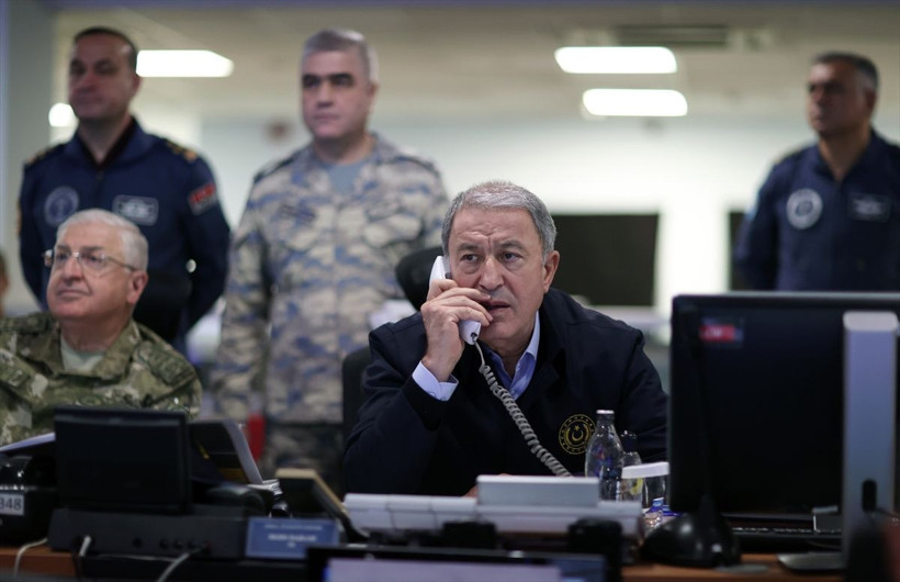 Hulusi Akar:  Teröristlerin inleri, mağaraları başlarına yıkıldı - Resim: 4