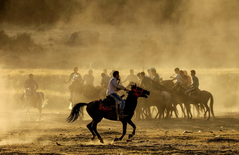 Kırgızlar'ın düğün şöleni Erciş'te yaşatılıyor - Resim: 3