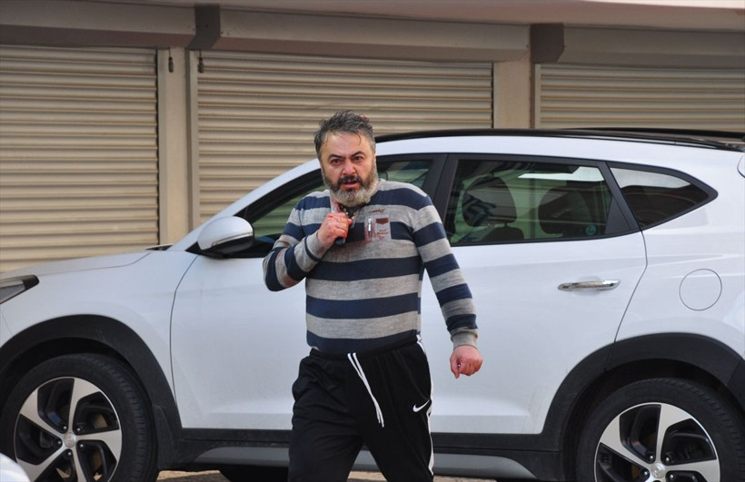 Antalya'da dehşet! Babasını öldürdü annesini yaraladı sokakta dehşet saçtı - Resim: 2